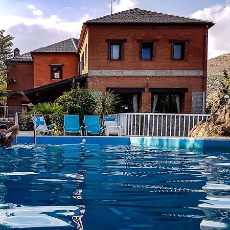 Hotel Rural Don Burguillo El Tiemblo Bagian luar foto
