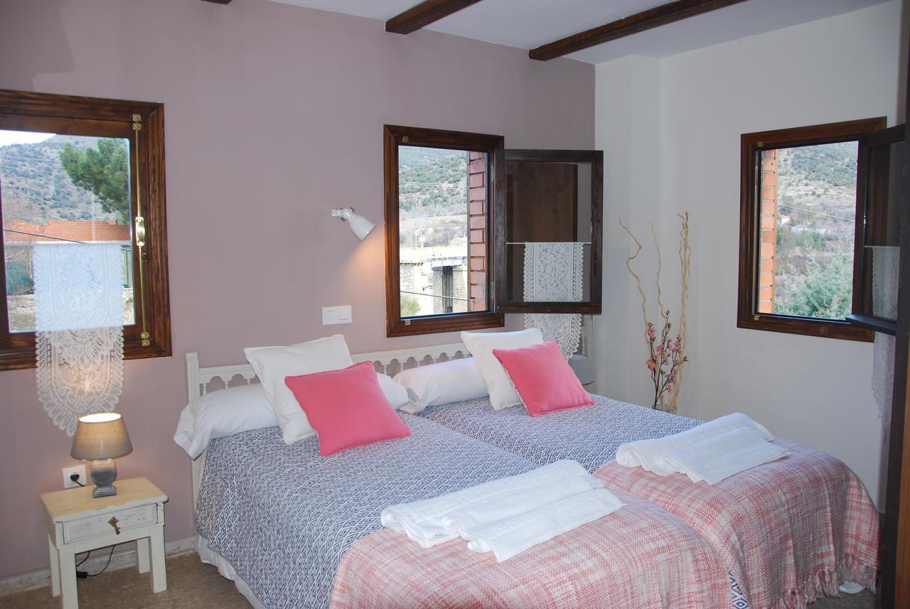 Hotel Rural Don Burguillo El Tiemblo Bagian luar foto