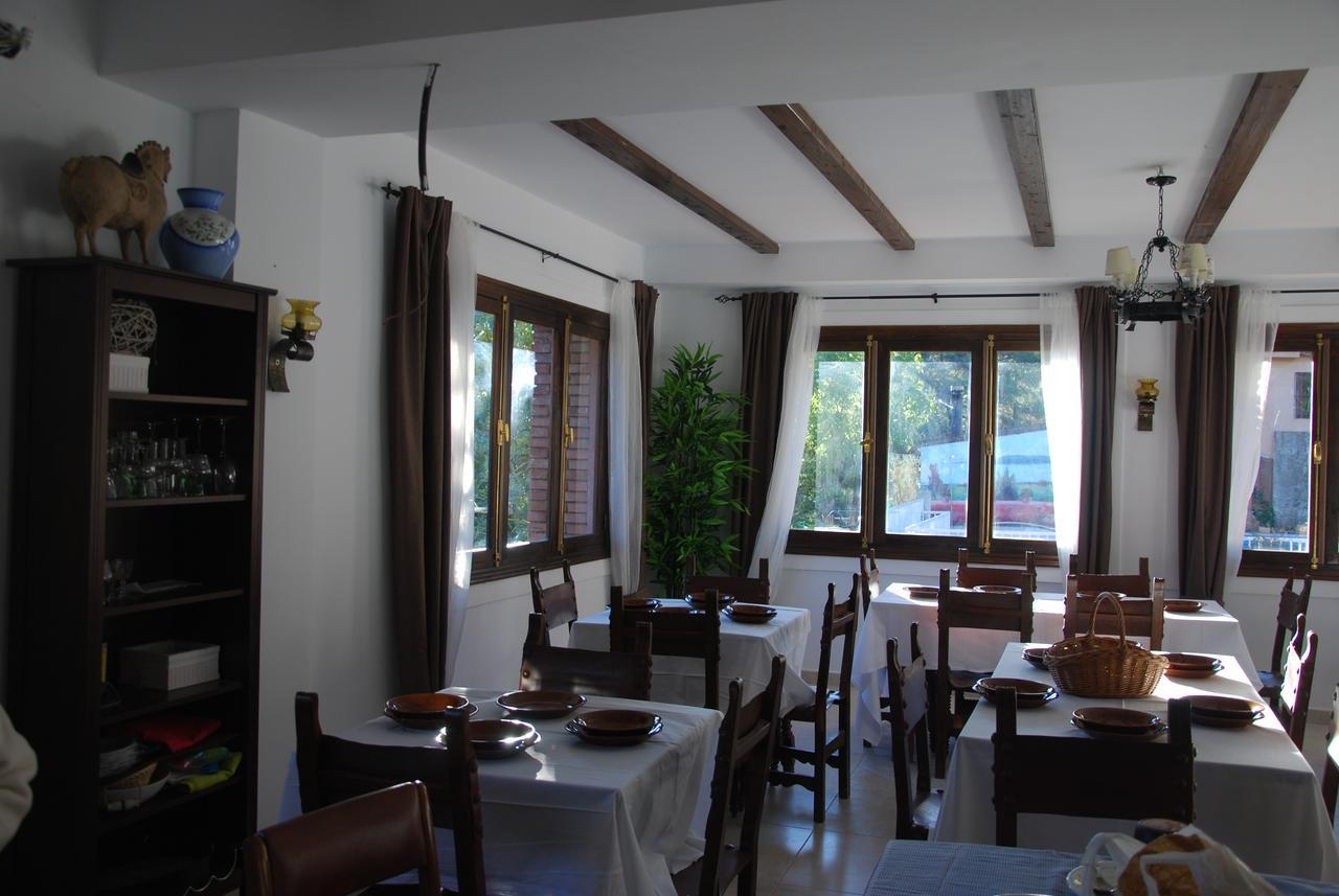 Hotel Rural Don Burguillo El Tiemblo Bagian luar foto