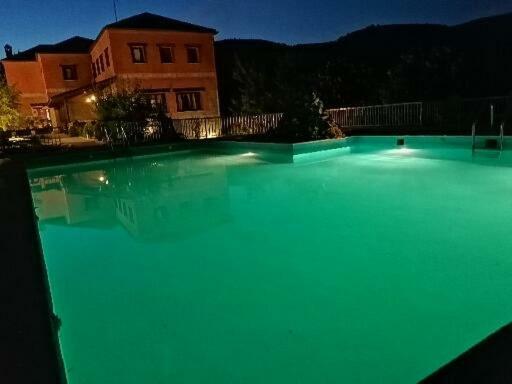 Hotel Rural Don Burguillo El Tiemblo Bagian luar foto